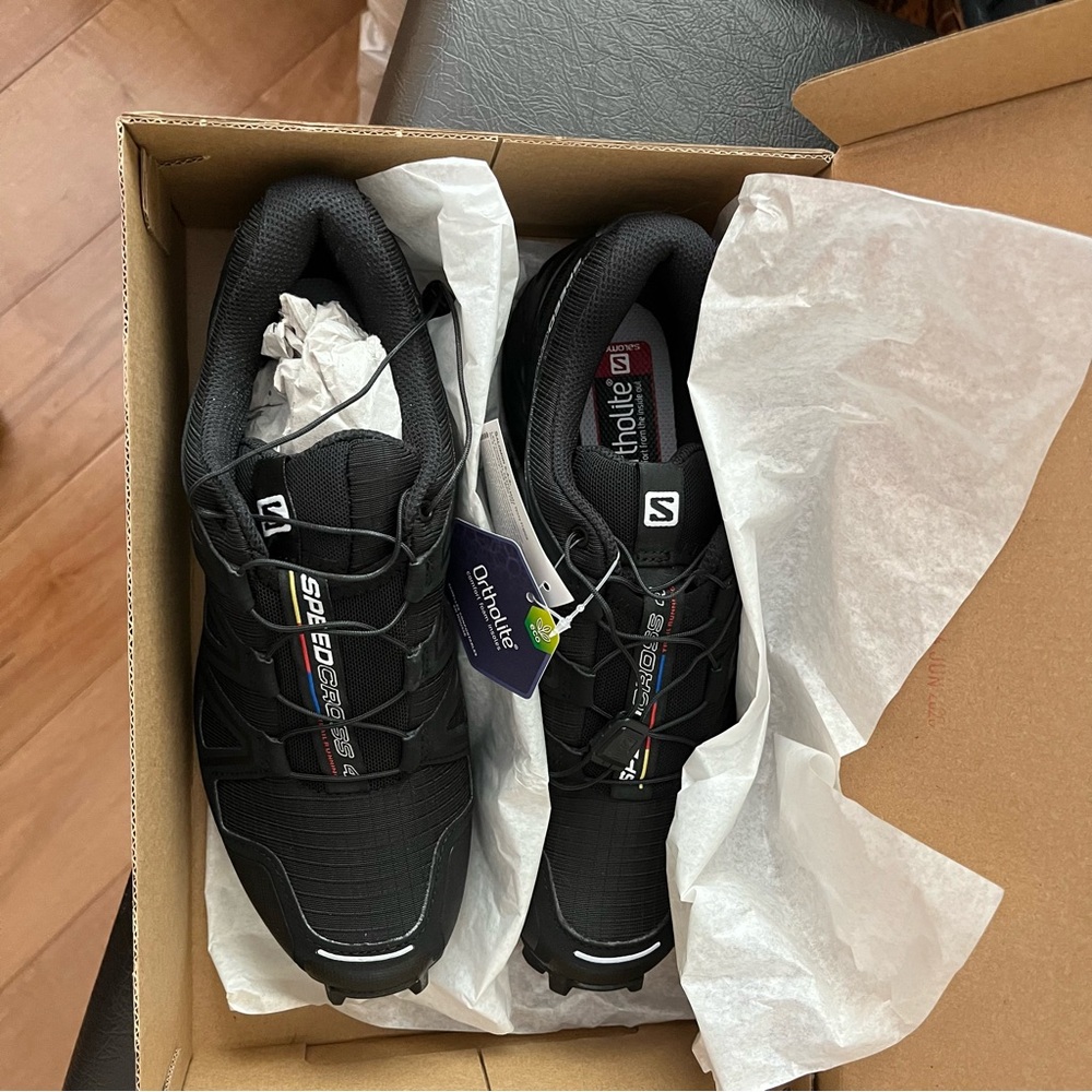 Salomon Speed Cross hiking/walking shoes, size 8